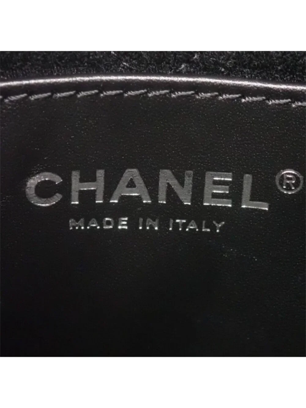 Chanel 22 Mini Shoulder Bag Shiny Calfskin Black Silver